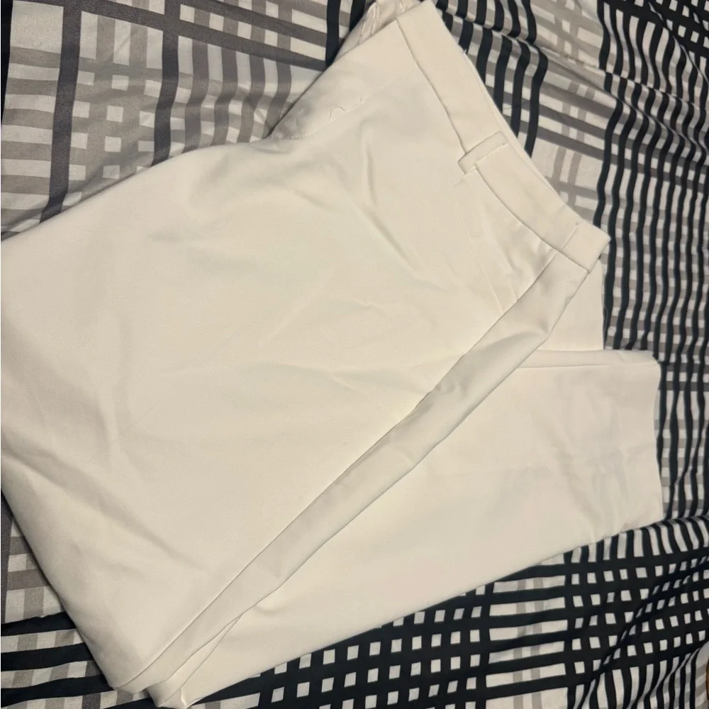 Love Tree Women’s White Dress Pants – Size 10 🤍 Chic and timeless - Picture 3 of 7